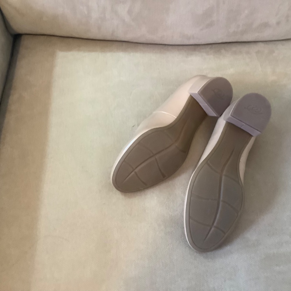 Shoes - Picture 3 of 3